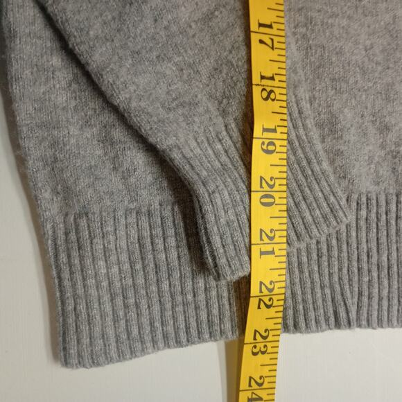 J. Crew Women Lambs Wool Blend Crewneck Fall Style Sweater - Picture 6 of 7